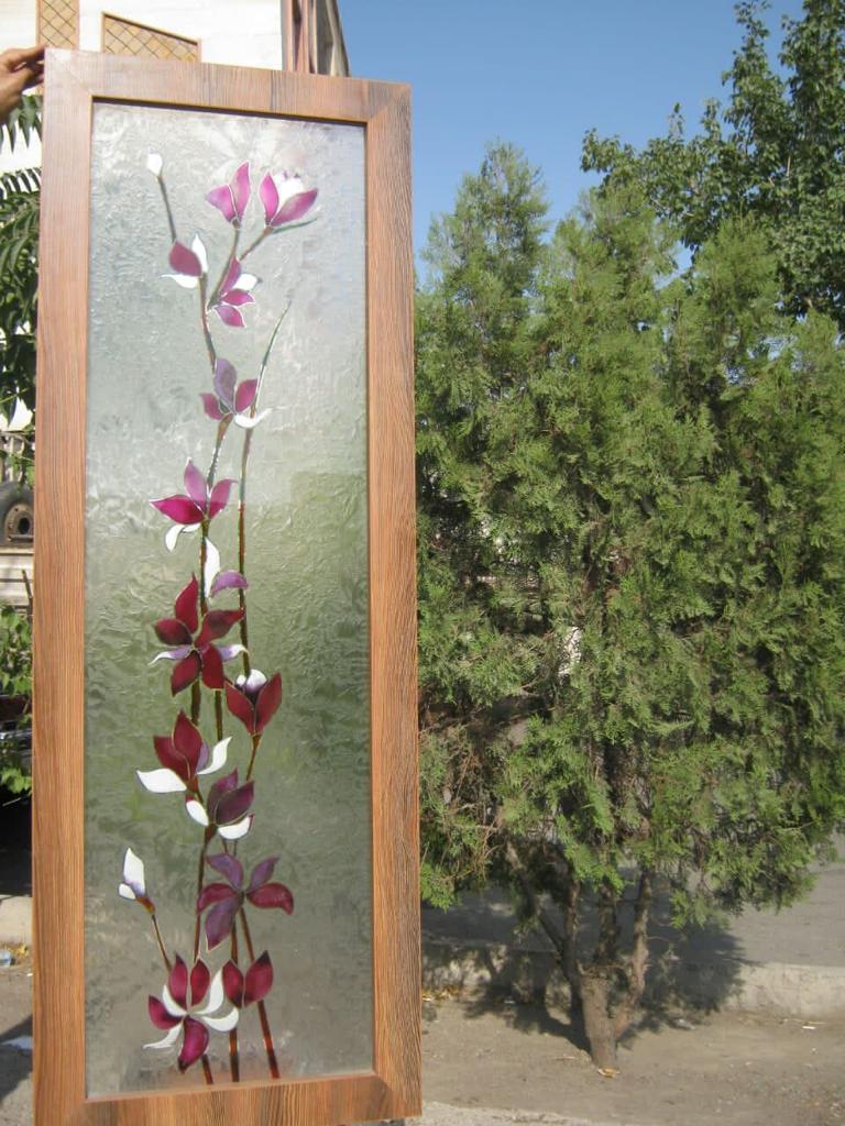درب شیشه‌ای  طرحدار سفارشی