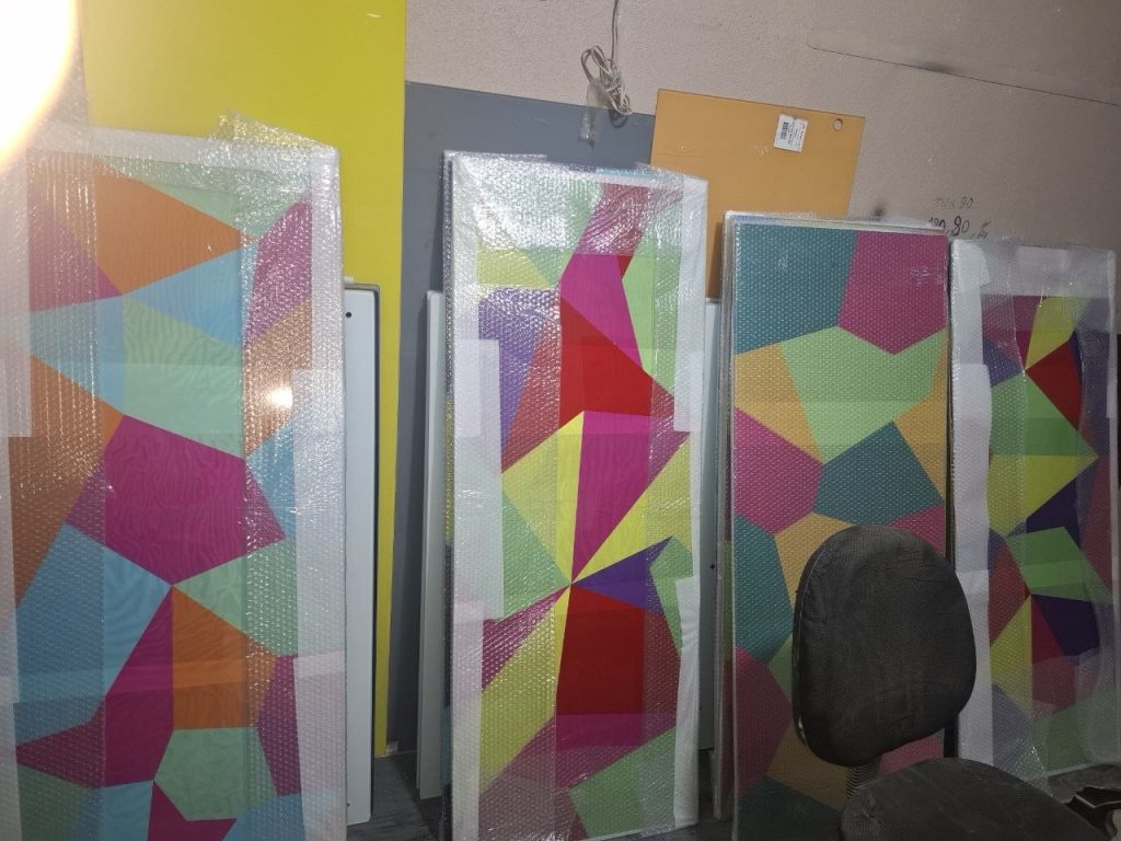 پنجره شیشه ای لاکوبل با طراحی مدرن