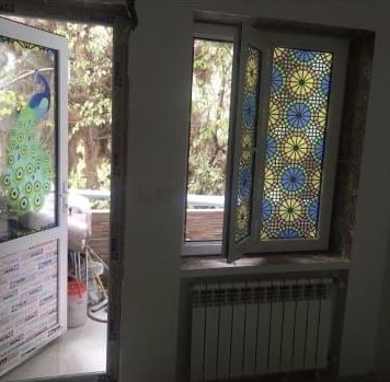 پنجره شیشه ای لاکوبل با طراحی مدرن